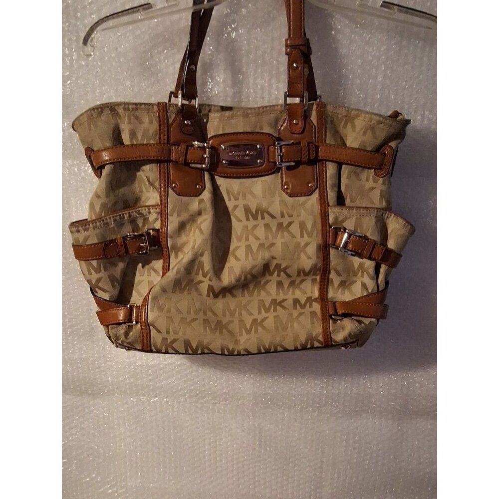 Michael Kors Gansevoort Tote Womens Signature Brown Monogram Canvas Design